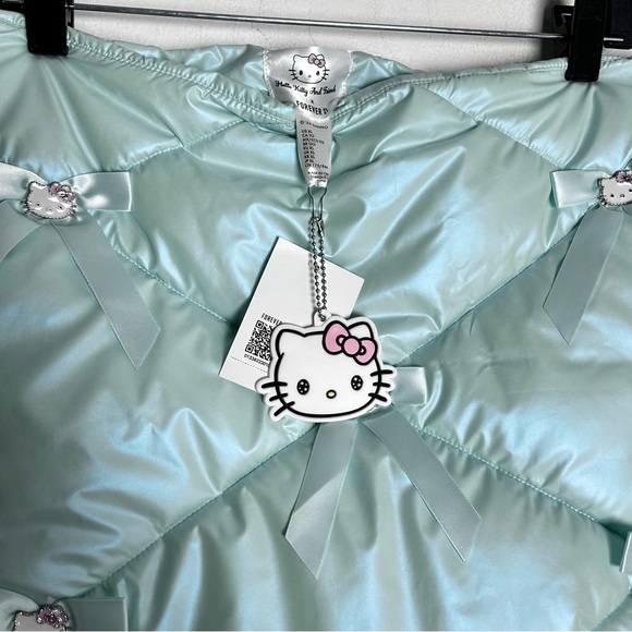 Forever 21 x Hello Kitty Quilted Mini Skirt Aqua iridescent NEW! SZXL - Picture 11 of 11